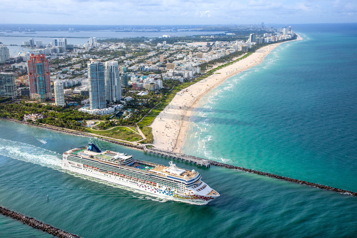 NCL Gem Port of Miami 700x NCL Gem Port of Miami 700x